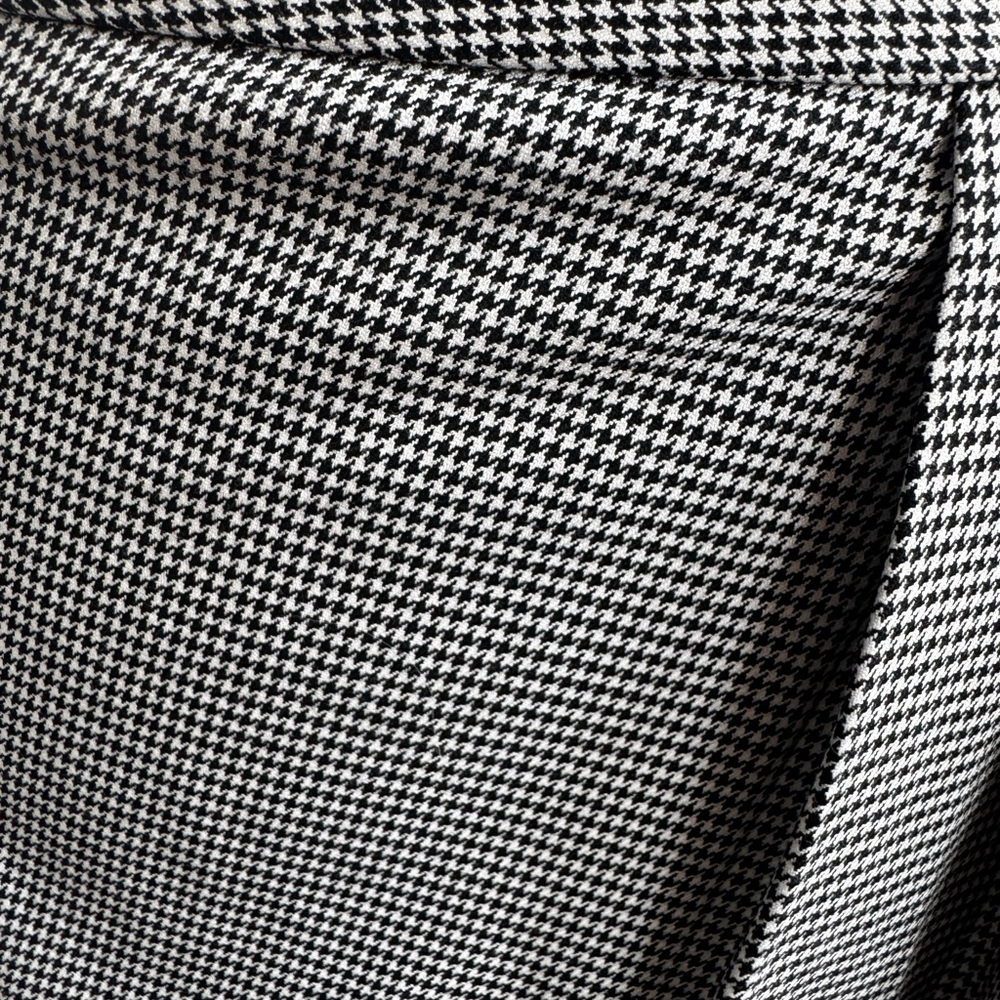Calvin Klein Black and White Pencil Skirt - Picture 2 of 7